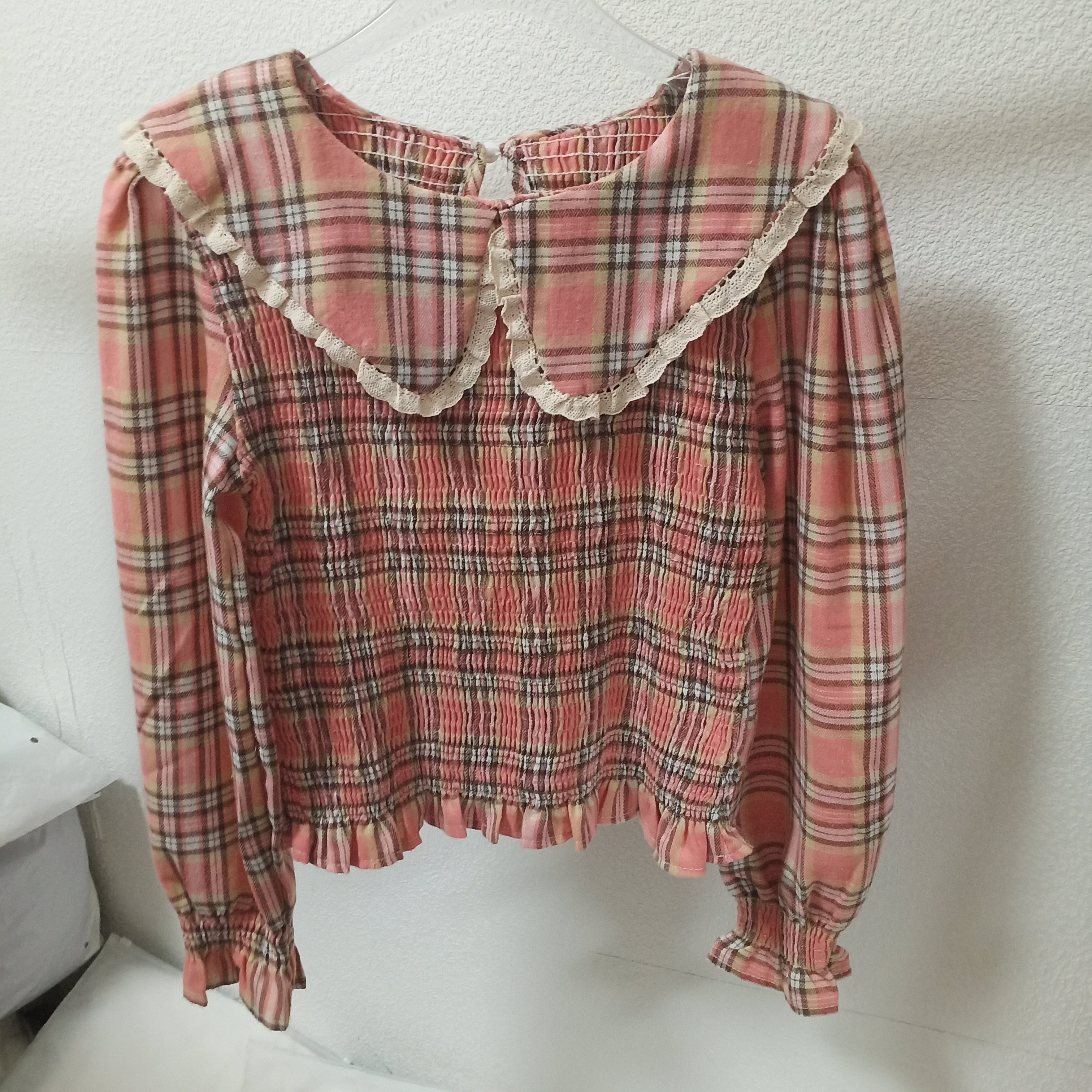 2026春秋新款娃娃领复古格子衬衫女松紧打揽修身减龄短款磨毛衬衣