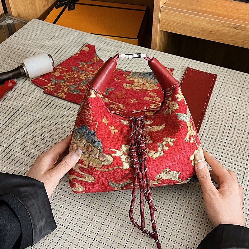 diy材料包自制新中式风红色手提包新款饺子包国风伴手礼小众女包,箱包皮具/热销女包/男包,通用款女包,淘宝优惠券,粉丝福利购,淘宝优惠卷