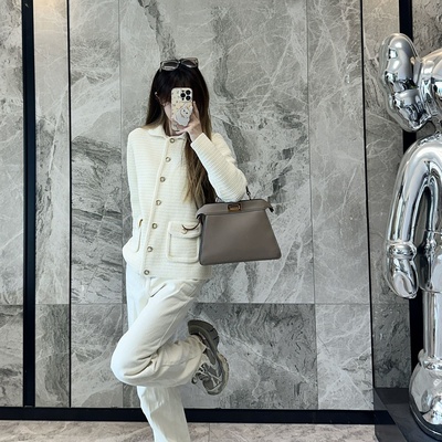 早春穿搭高端针织开衫女翻领外套