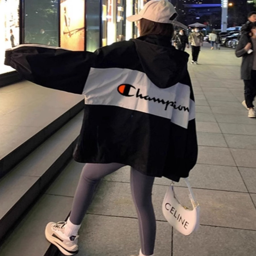 日版冠军冲锋衣女春季宽松连帽薄款休闲情侣夹克印花拉链短外套男