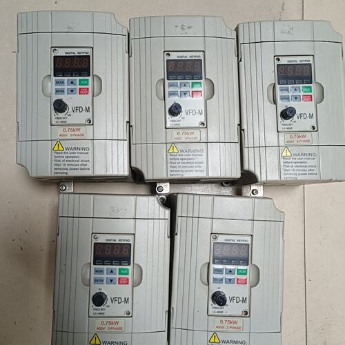 佛斯特变频器FST-500-0R7T4-可换可修