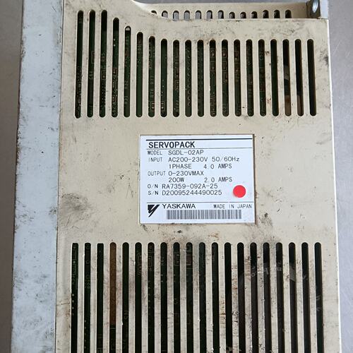 安川 YASKAWA SGDL-02AP 伺服驱动器-可换可修