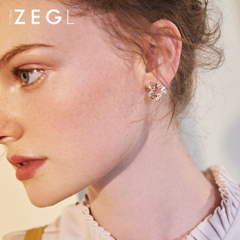 ZEGL蝴蝶耳钉女小众设计感高级法式耳环气质个性简约时尚秋冬耳饰
