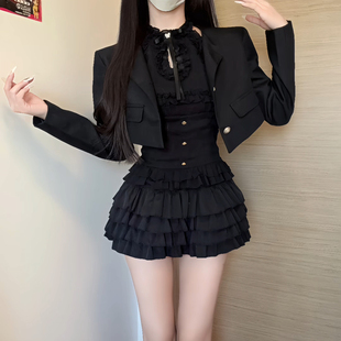 IQCQ轻奢定制法式纯欲拼接挂脖上衣女早秋高腰气质蓬蓬半身裙套装