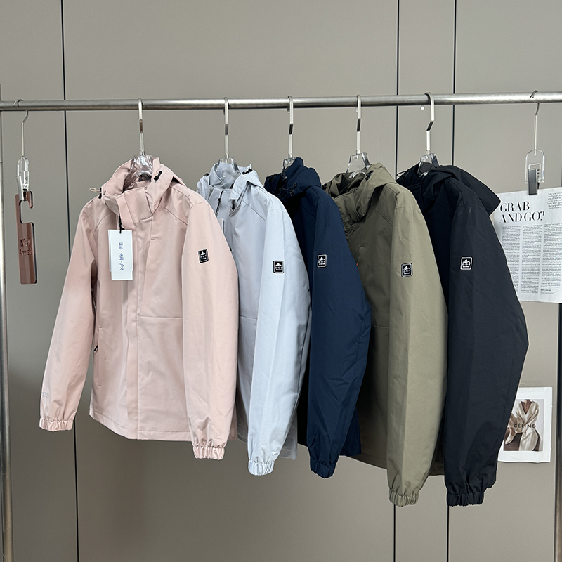 户外山系！男女装情侣款防风防水透气机能连帽冲锋衣休闲夹克外套