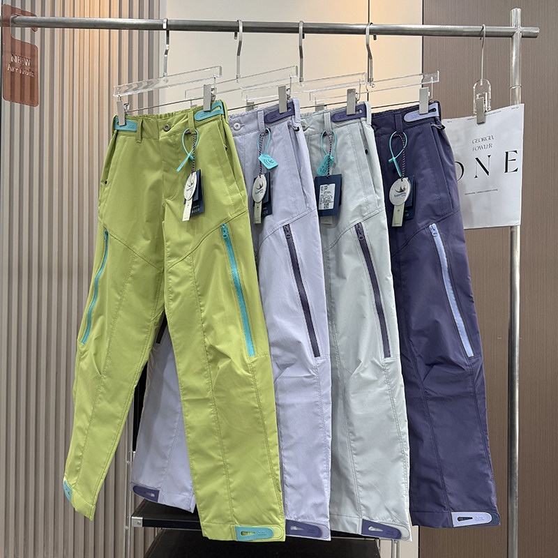 户外山系！情侣款防风防水透气徒步登山伞兵裤软壳冲锋裤工装裤