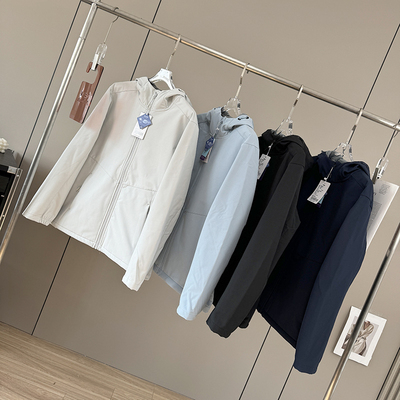 男女装抓绒连帽软壳冲锋衣夹克