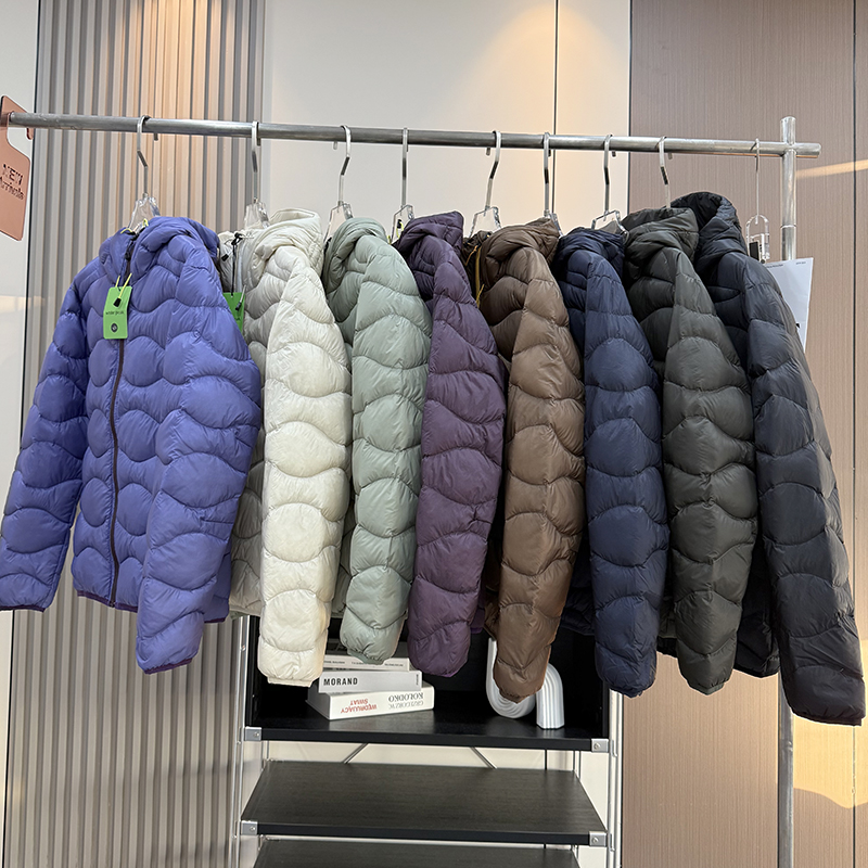 轻暖御寒！男女情侣款蓬松徒步轻型保暖连帽葫芦格鸭绒羽绒服外套