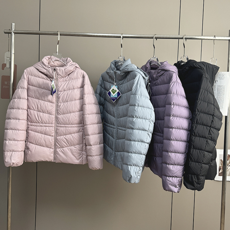 90白鸭绒收腰显瘦连帽羽绒服外套