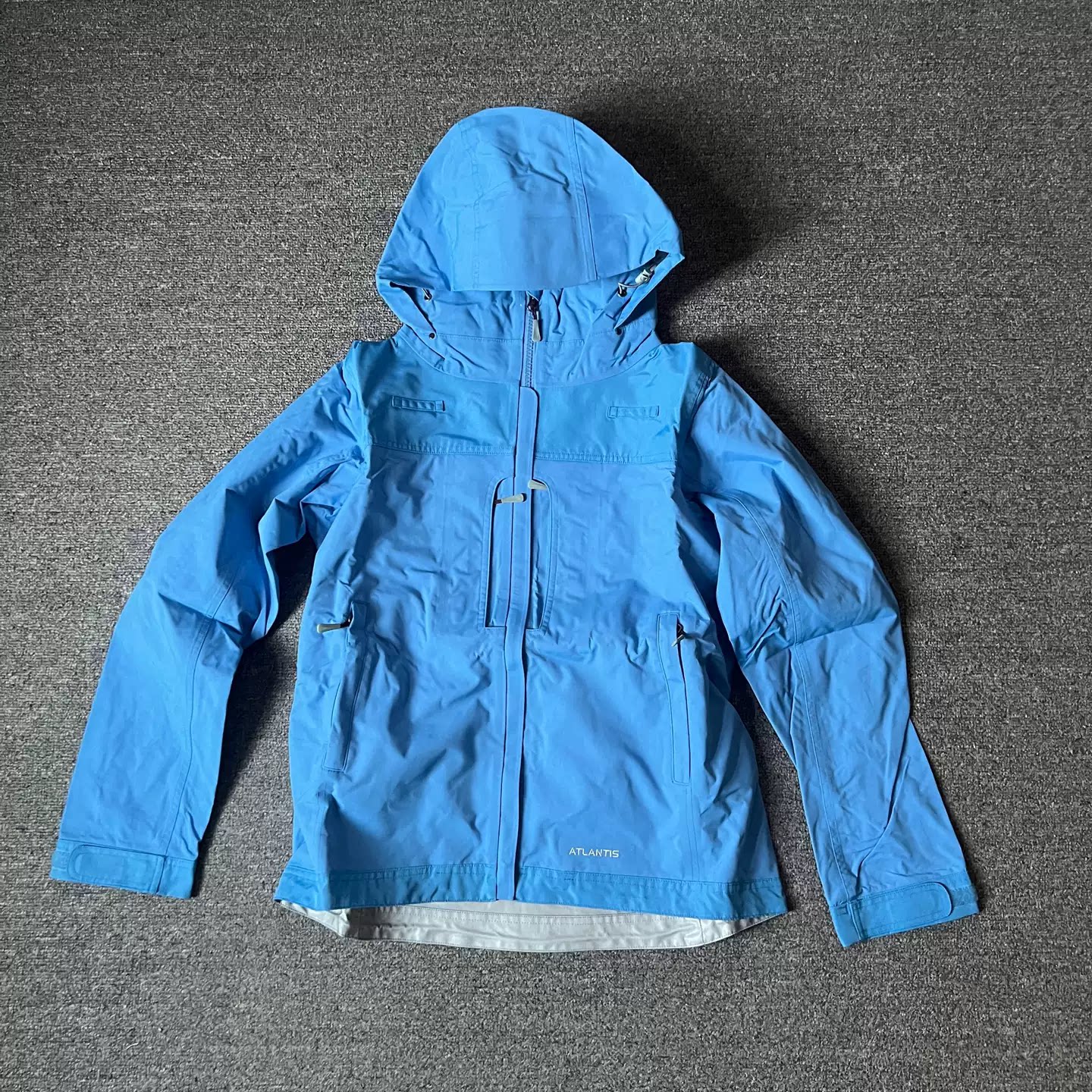 欧美户外雪上运动防风防水女款秋冬硬壳单层连帽滑雪服压胶冲锋衣