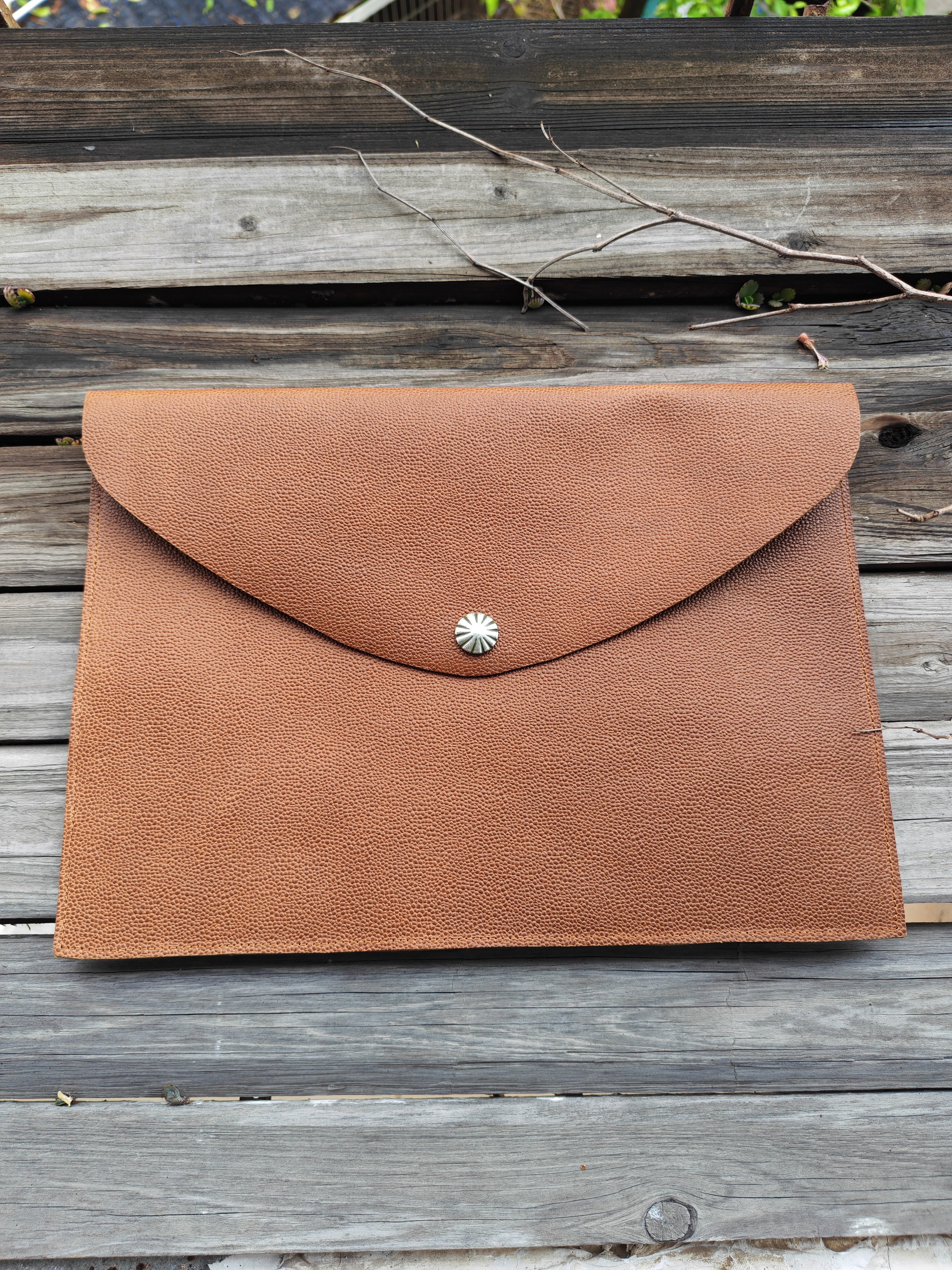 2026男士手拿包复古水洗做旧休闲咖啡棕色真皮荔枝皮文件包文件夹