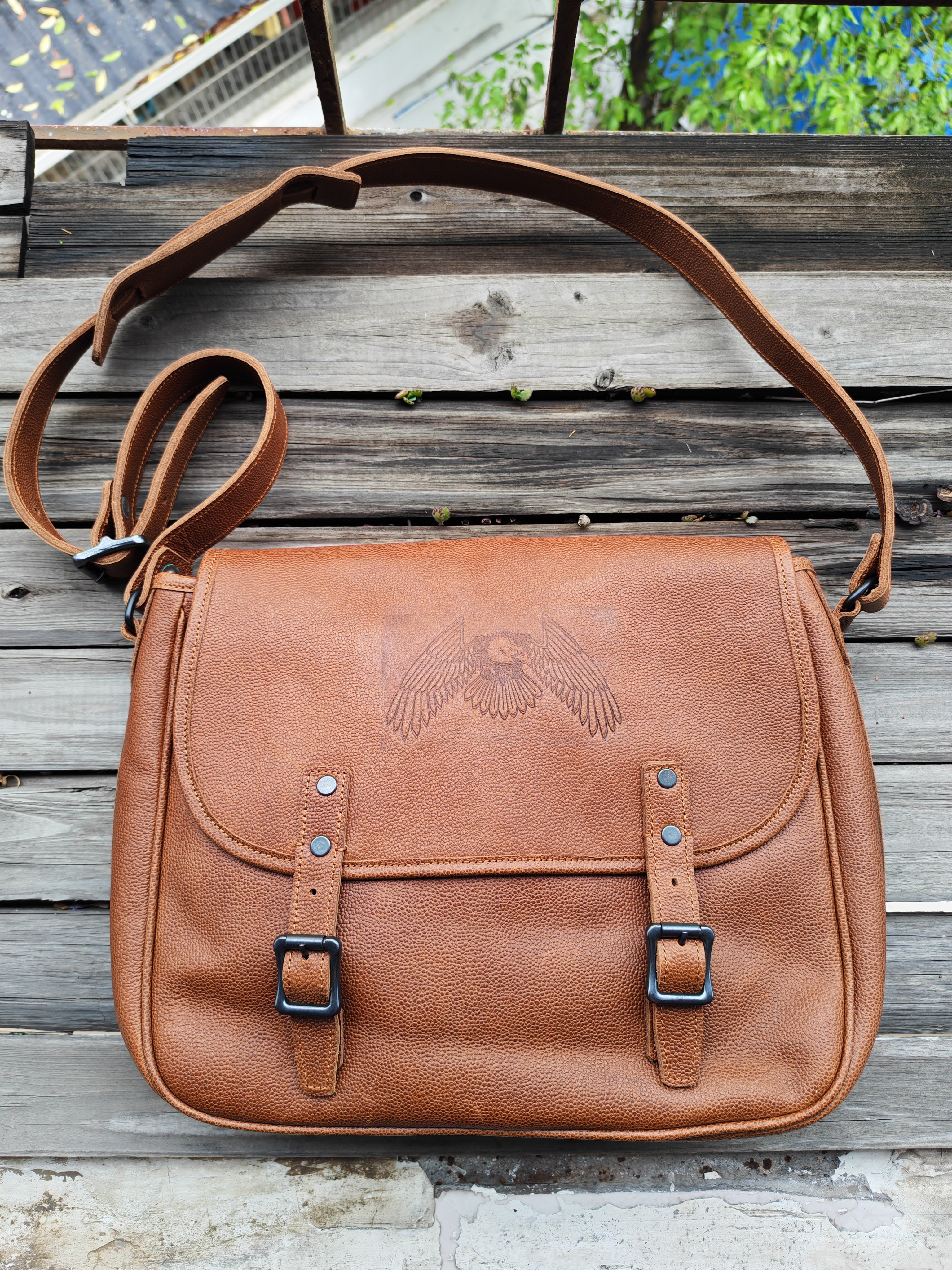 2026男士单肩包复古休闲咖啡棕色真皮荔枝皮文件包邮差包斜挎包