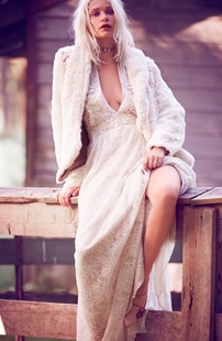 FP原D  白富美fre*pe*ople刺绣层叠式皮草夹克外套 女装