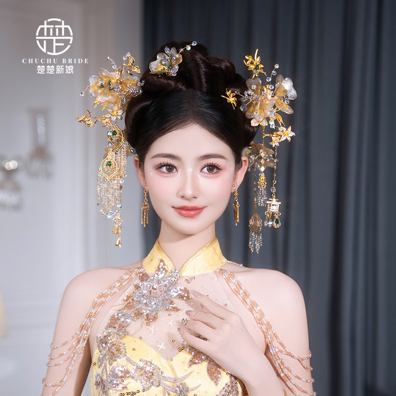 新中式造型发饰秀禾服新娘头饰香槟色水凝花高级感龙凤褂大气发簪