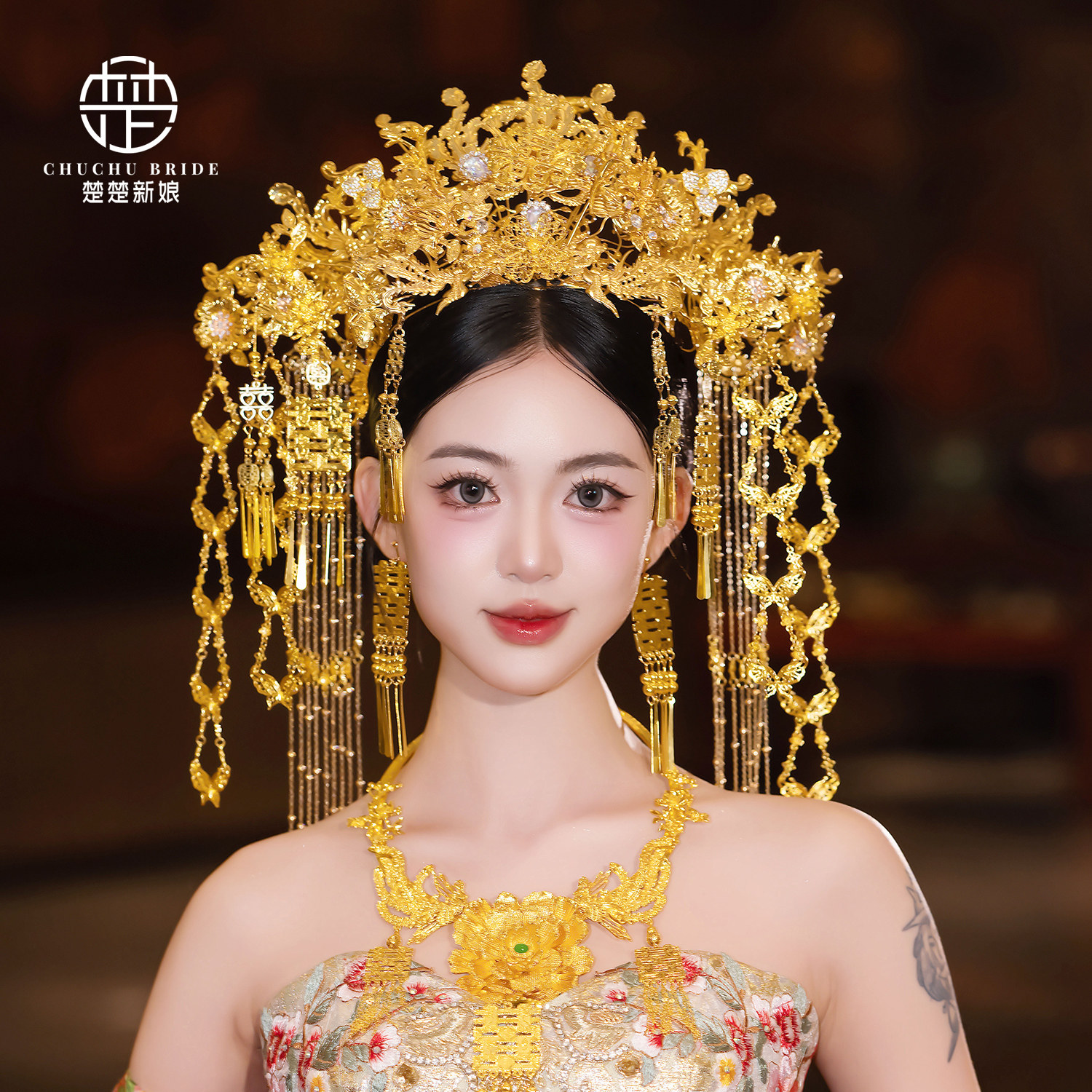 中式大气新娘凤冠金色古装发饰