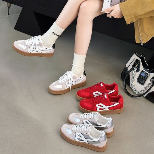 真皮德训鞋女小白鞋2026新款复古真皮运动休闲鞋百搭圆头系带板鞋