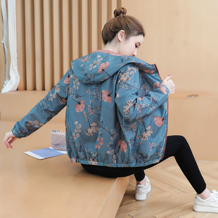 2025年新款春秋设计感小众小个子休闲短款风衣外套女时尚百搭夹克