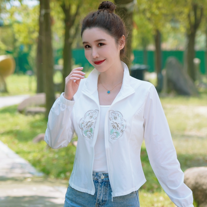 中式国风短款防晒衣女外穿2025夏季新款轻薄款外套小个子刺绣上衣