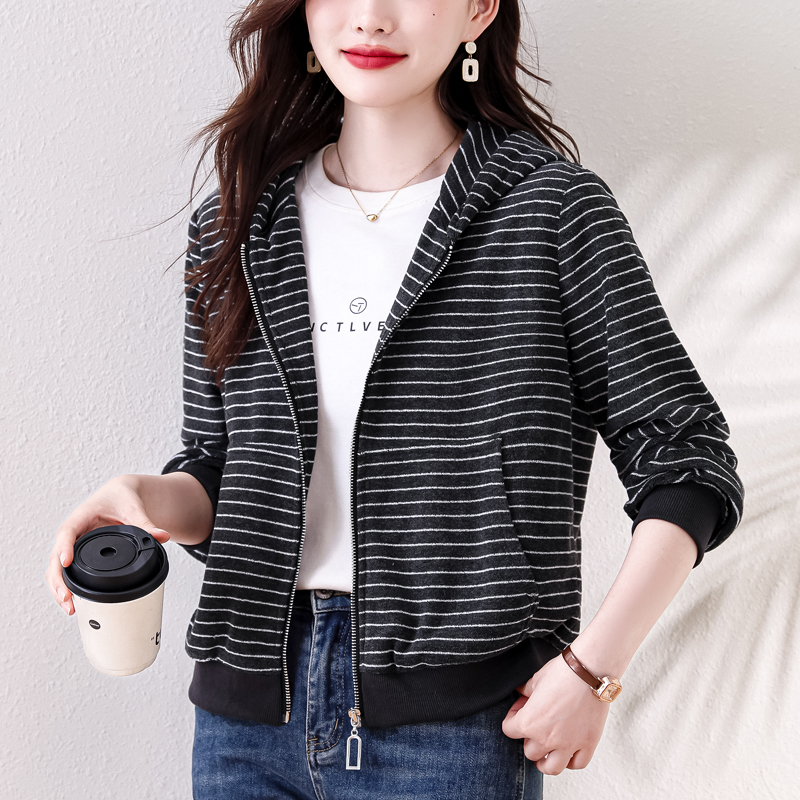 百搭短款小个子连帽外套春秋新款