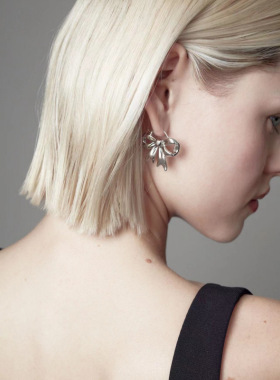 韩国东大门reina同款蝴蝶结飘带耳环女小众时尚甜美经典百搭耳钉