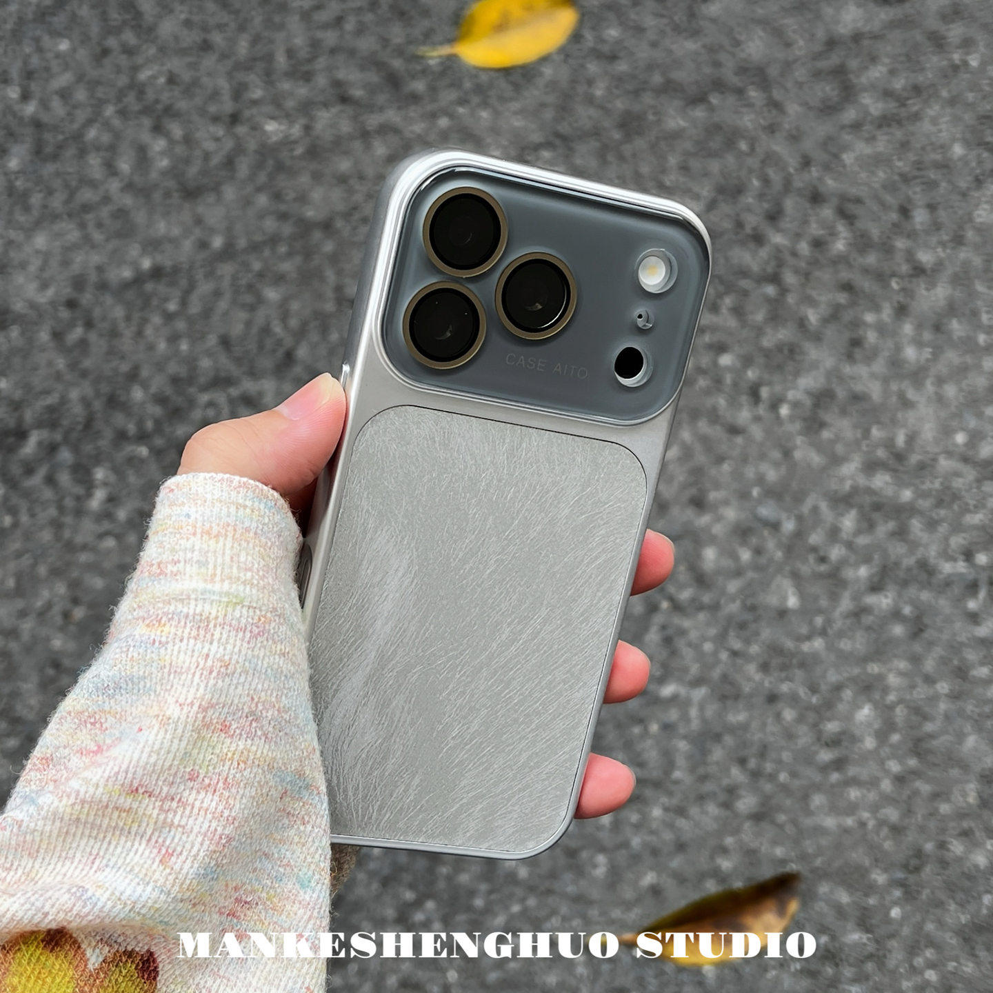 韩系ins简约纯色银色羽毛苹果17手机壳适用iPhone16promax小众高级超火新款14pro大视窗带镜头膜15全包保护套