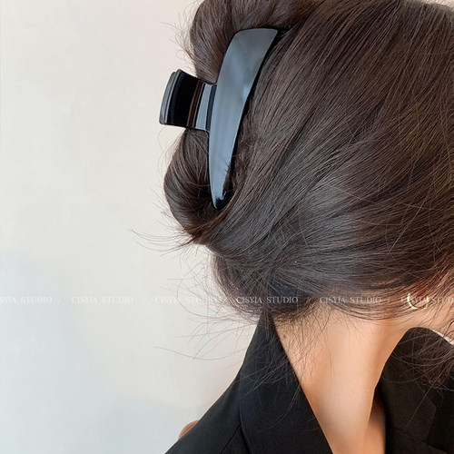 老钱风简约高级百搭抓夹