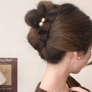 超大号豹纹毛绒抓夹女秋冬复古发量多后脑勺鲨鱼夹子冬季发饰发夹