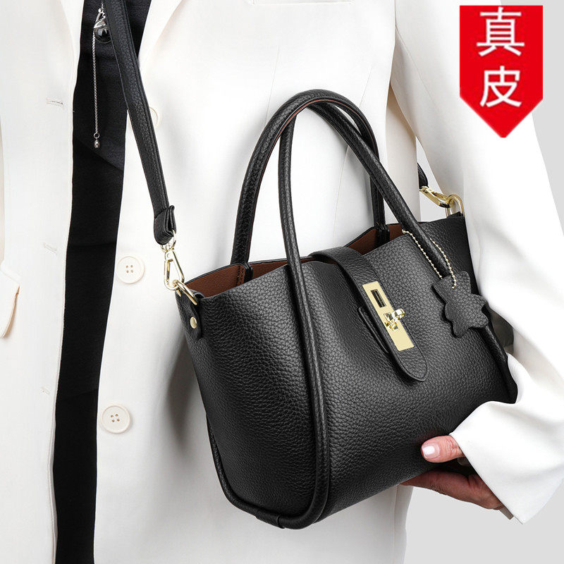 2026真皮女士手提斜挎包送妈妈包