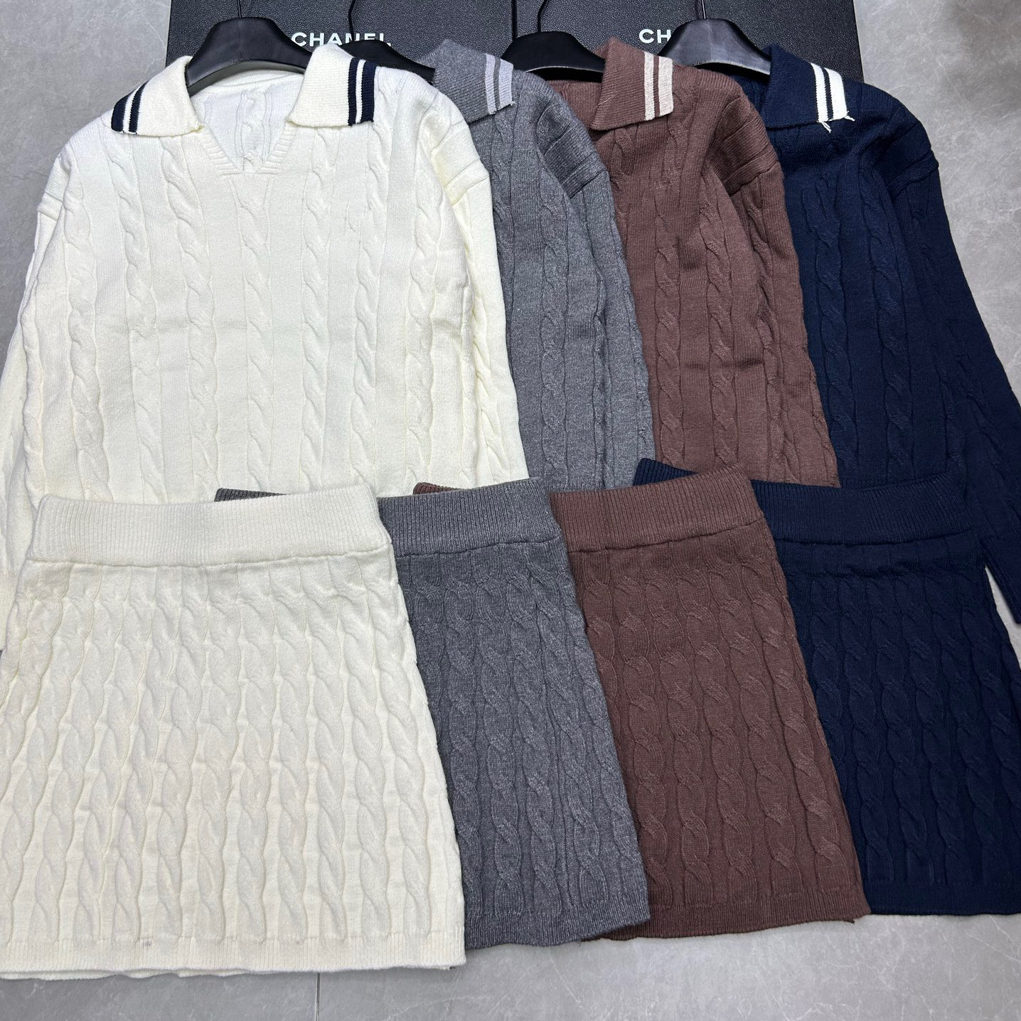 麻花股撞色针织衫半身裙两件套女