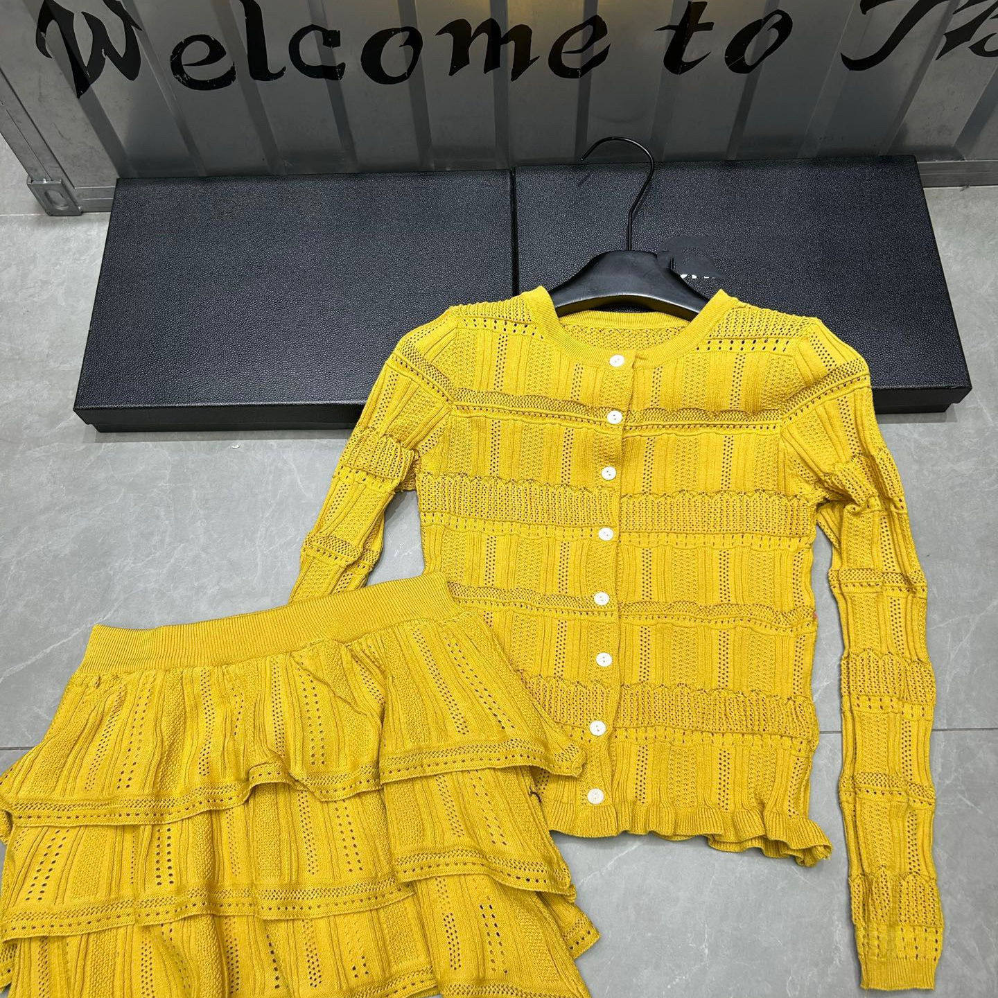 针织开衫+半身裙气质甜美套装女