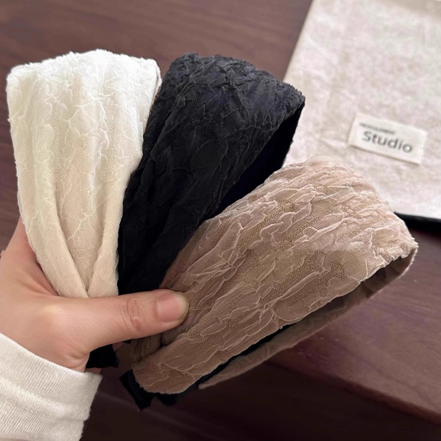 雪纺纱宽边发箍女2025新款高级感头箍气质压发洗脸发卡高颅顶头饰