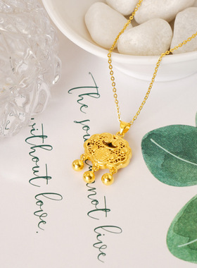 平安锁富贵吊坠精品铃铛项链吊坠中国风品沙金镂空长命锁