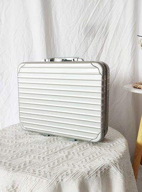 出口德系工艺金属铝镁合金商务公文箱手提箱工具箱笔记本电脑箱包