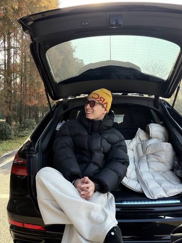 90绒子白鸭绒无胆加厚直充300克连帽羽绒服男冬季短款保暖面包服