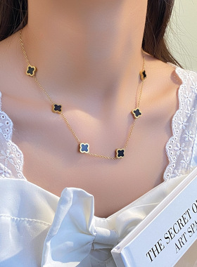 时尚双面六朵四叶草钛钢项链