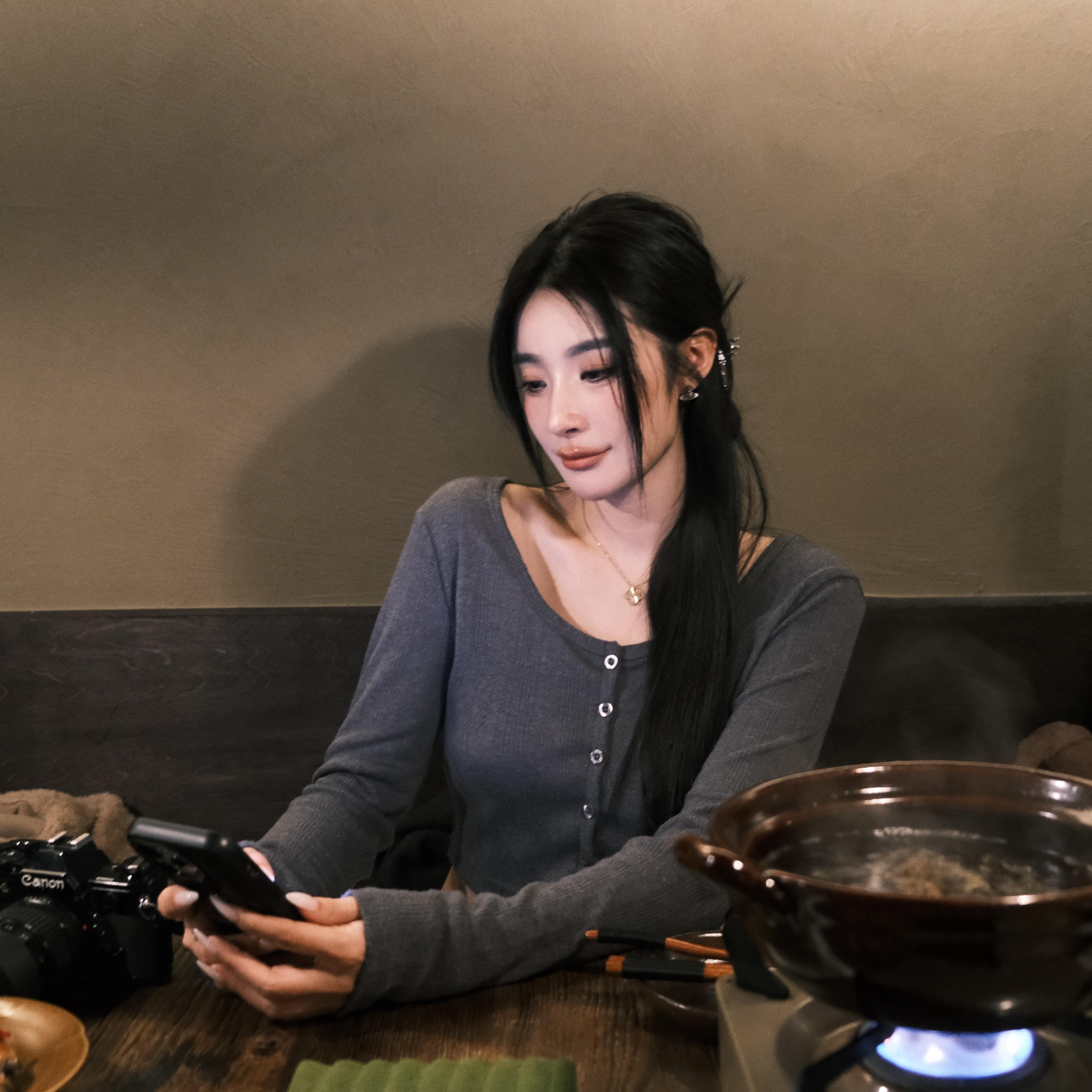 【灰色开衫】文雅说慵懒风大圆领设计短款长袖上衣气质针织开衫女