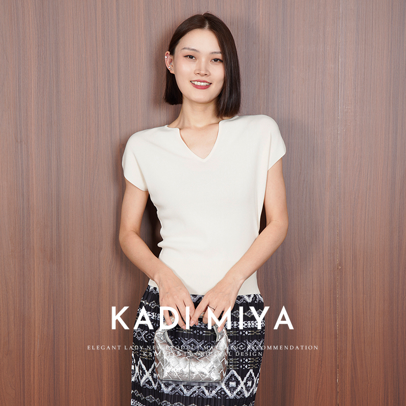 KADIMIYA【柏林】小飞袖ROW风V领T恤女夏法式高弹休闲针织上衣
