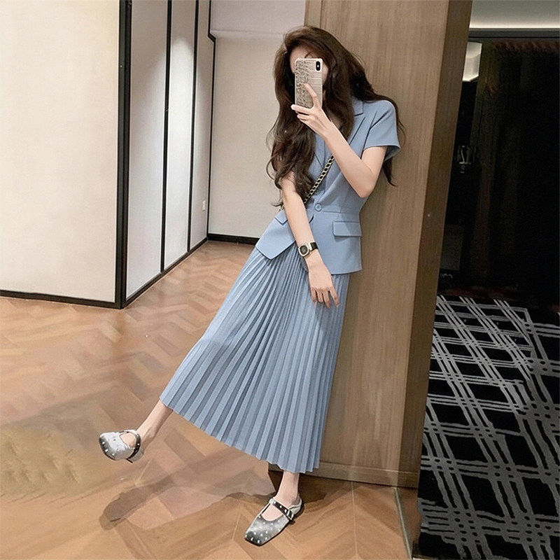气质蓝色西装半身裙两件套女夏小个子巨好看独特漂亮穿搭一整套装