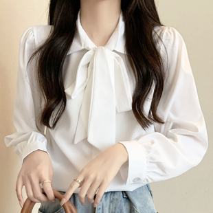 白色雪纺衬衫女长袖春秋装韩系大码胖mm设计感小众蝴蝶结系带衬衣