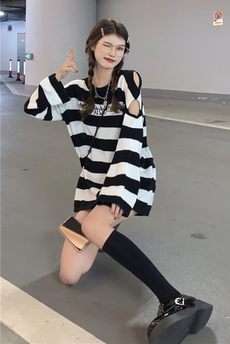 Real price real shot black and white striped sweater loose retro lazy sweater hole off shoulder top