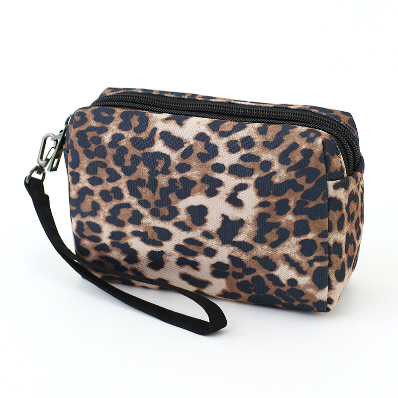 布奏手拿包女2025新款时尚手抓包