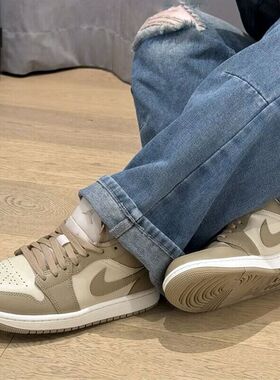 耐克NIKE篮球鞋女春季AJ1户外潮流轻便运动鞋DC0774-203