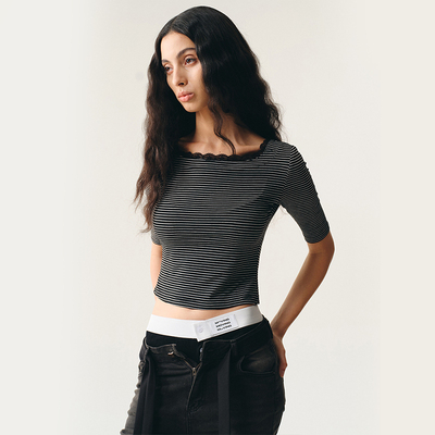 MovingMovingMoving 度假风条纹中袖T恤女短款上衣
