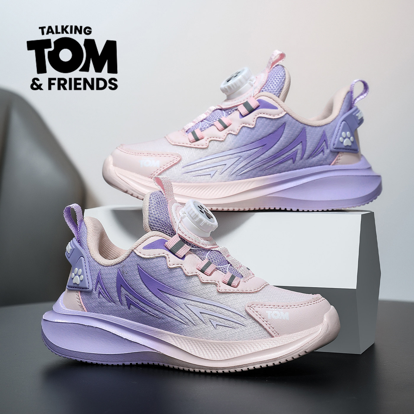 汤姆猫女童鞋子春秋款透气网布旋转扣儿童鞋子软底防臭男孩跑步鞋