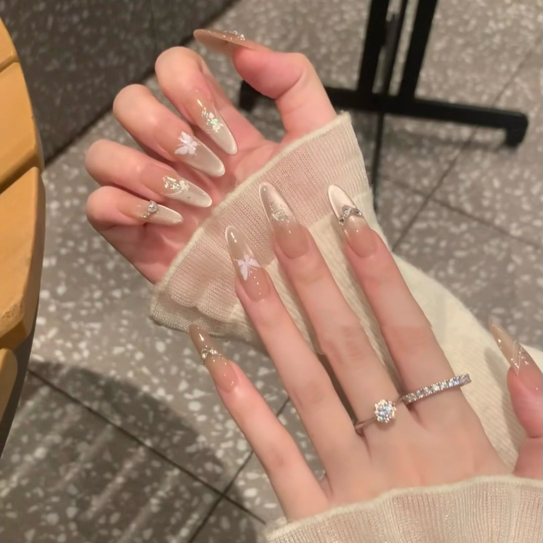 秋冬温柔白开水猫眼蝴蝶假指甲