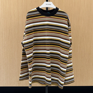 we11彩色条纹微标字母刺绣长袖磨毛美拉德色内搭T恤男女