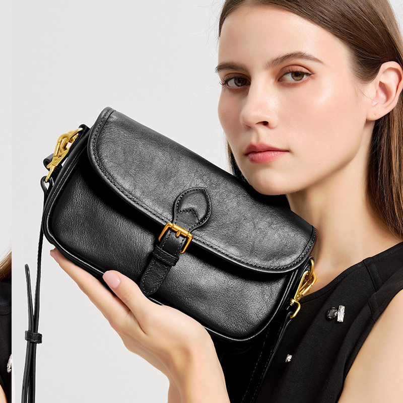 真皮气质单肩斜搭通勤包包2025秋冬新款手提包头层树膏牛皮信封包,箱包皮具/热销女包/男包,小方包,淘宝优惠券,粉丝福利购,淘宝优惠卷