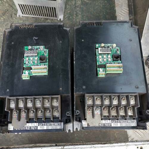 可维修欧姆龙3G3MX2变频器15KW没上盖，坼机，成色如图实议价