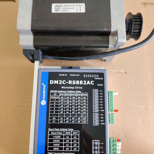 可维修步进伺服套装：驱动DM2C-RS882AC，电机型号：8议价