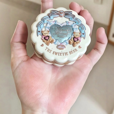 花知晓甜心小熊丝缎浮雕腮红盘水光晒红膏2025新款收缩膨胀色爆款